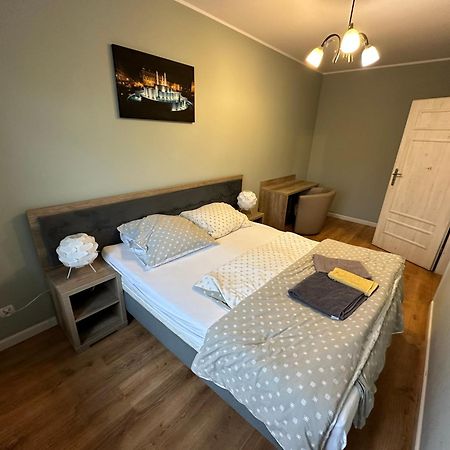 Apartament Kleopatra Гнезно Экстерьер фото